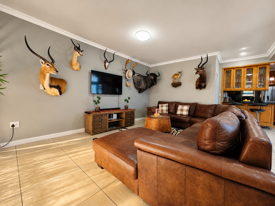 4 Bedroom Property for Sale in Wilkoppies North West